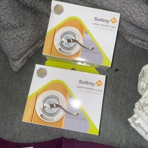 Baby lever door knob handles